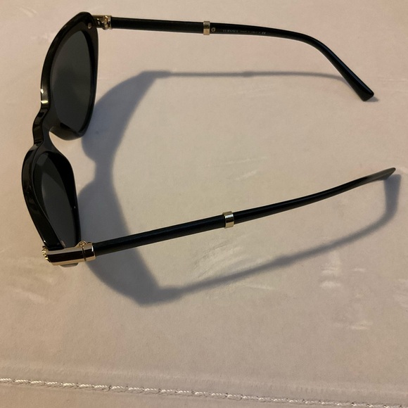 Authentic Versace cat eyes sunglasses - Picture 6 of 10